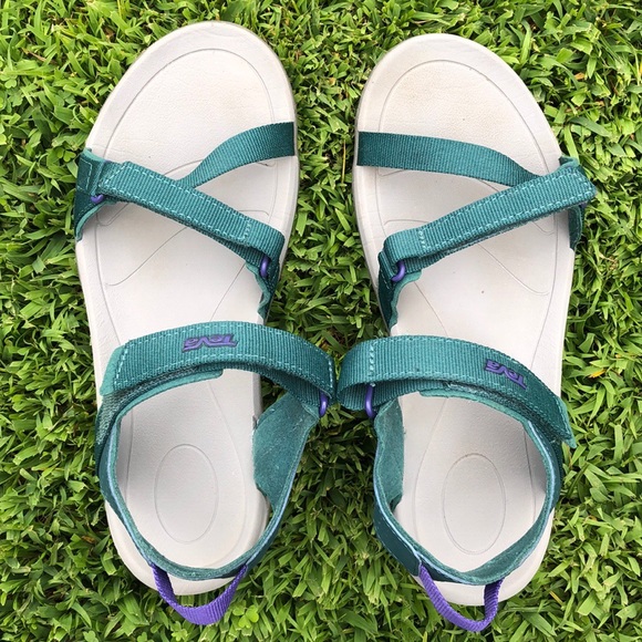 teva sandals verra